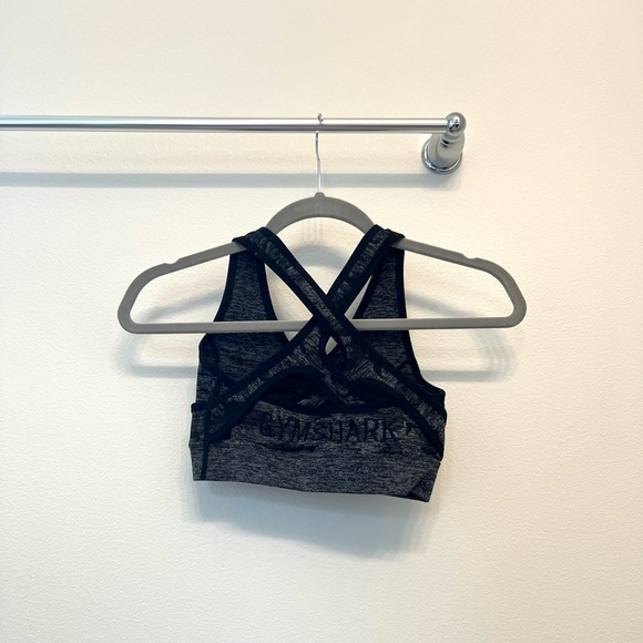 Gymshark sports bra - Picture 2 of 3